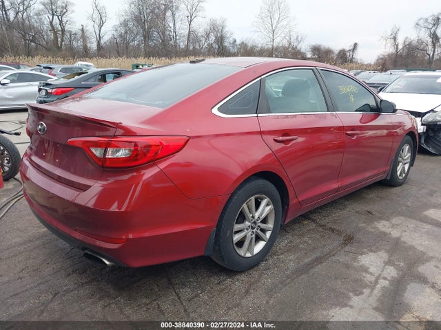 Hyundai SONATA SE 2015 5NPE24AFXFH223992 Image 4