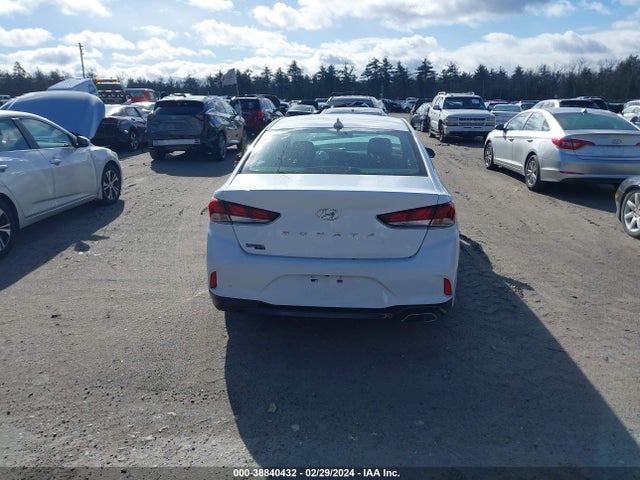 Hyundai SONATA SEL 2018 5NPE34AF8JH642011 Image 16
