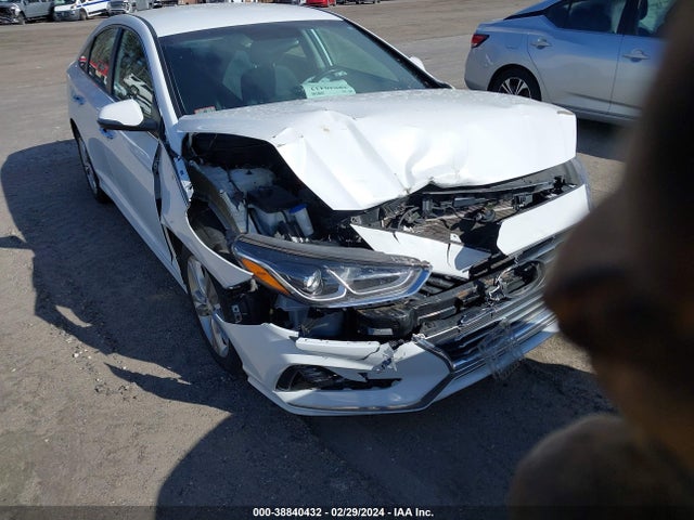 Hyundai SONATA SEL 2018 5NPE34AF8JH642011 Image 17