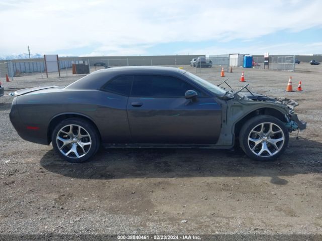 2C3CDZAG1GH107909 Dodge Challenger Sxt Plus