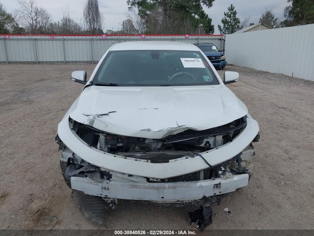 Chevrolet IMPALA 1LT 2018 2G1105SA6J9153585 Image 13