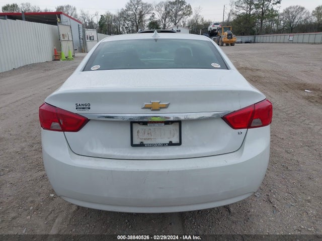 Chevrolet IMPALA 1LT 2018 2G1105SA6J9153585 Image 17