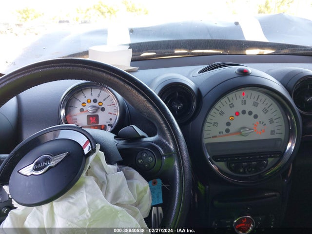 2013 MINI COUNTRYMAN WMWZC3C50DWP22270 Photo 6
