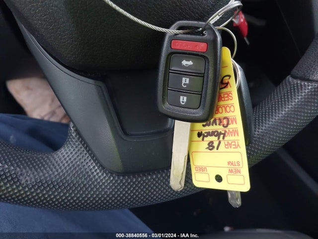 Honda Civic Lx 2018 2HGFC2F51JH548717 Image 11