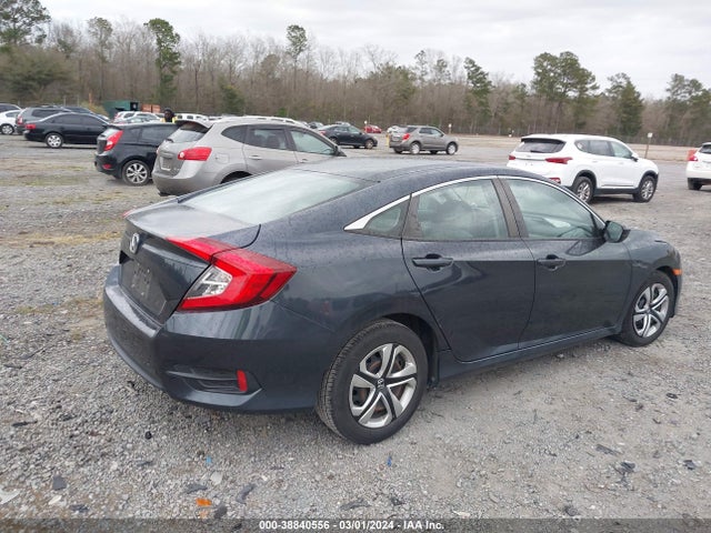 Honda Civic Lx 2018 2HGFC2F51JH548717 Image 4