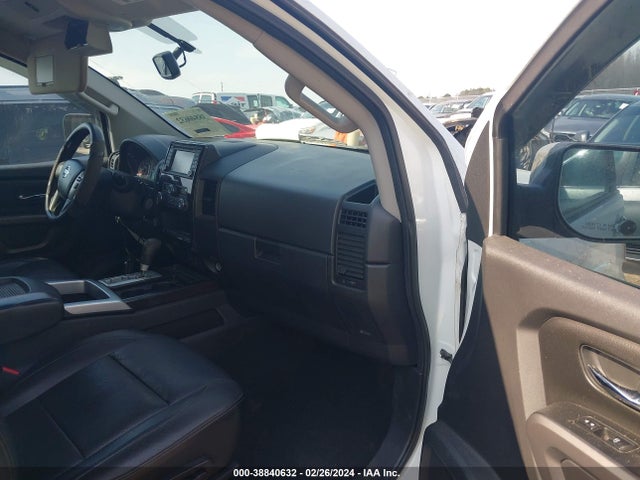 Nissan Titan Sl 2015 1N6BA0EC4FN504312 Image 5