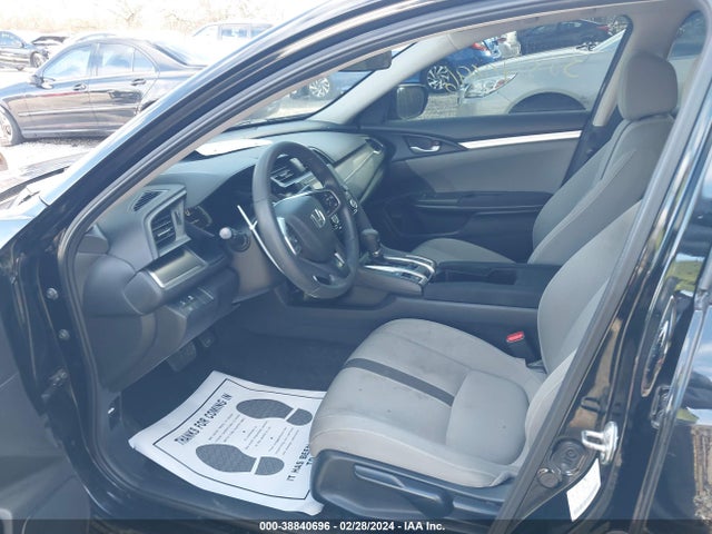 Honda Civic Lx 2019 2HGFC2F61KH522631 Image 5