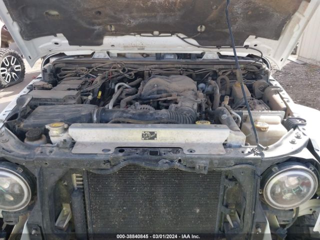 1C4BJWFG9EL310649 Jeep Wrangler Unlimited Rubicon