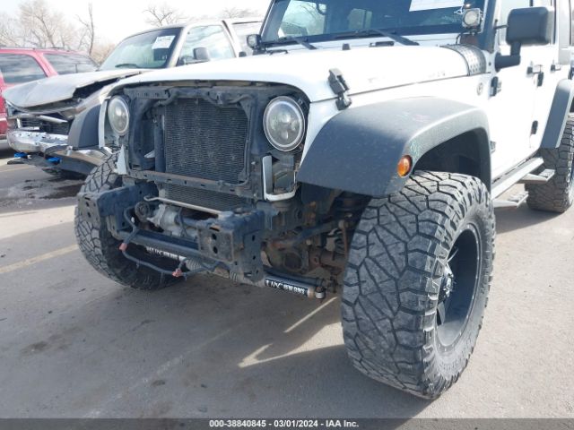 1C4BJWFG9EL310649 Jeep Wrangler Unlimited Rubicon