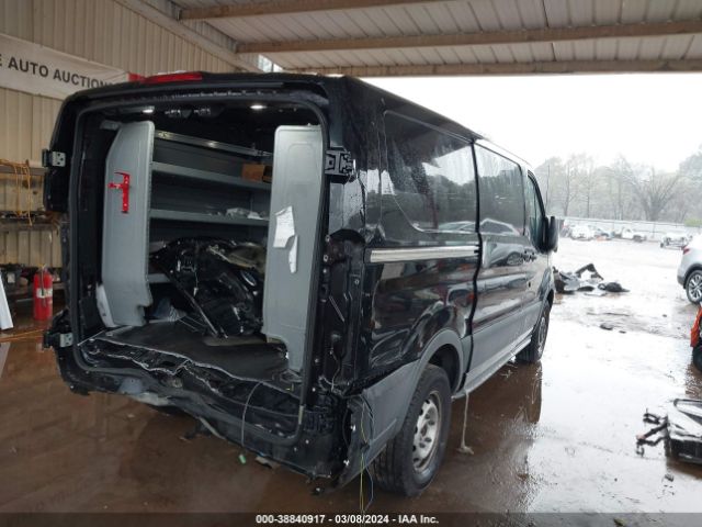 1FTYR1YG8JKA91864 Ford Transit-250