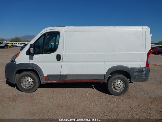 3C6TRVNG5GE108886 RAM Promaster 1500 Low Roof