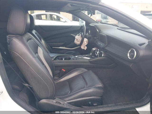 Chevrolet Camaro Rwd  2lt 2020 1G1FD3DS4L0107013 Image 5