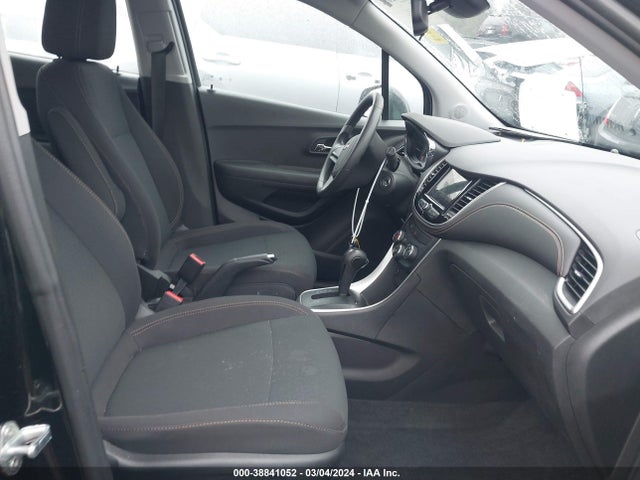 Chevrolet TRAX LS 2019 3GNCJKSBXKL154538 Image 5