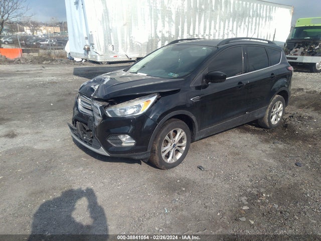 1FMCU9GD4JUA65423 Ford ESCAPE SE