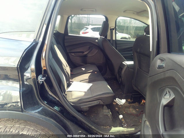 1FMCU9GD4JUA65423 Ford ESCAPE SE