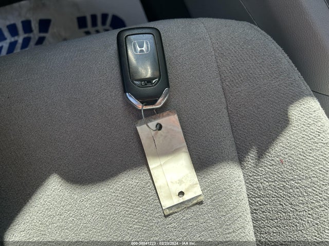 Honda PILOT LX 2016 5FNYF5H18GB021038 Image 11