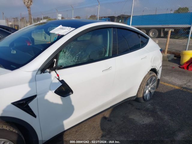 2021 TESLA MODEL Y 5YJYGAEE6MF294343 Photo 5