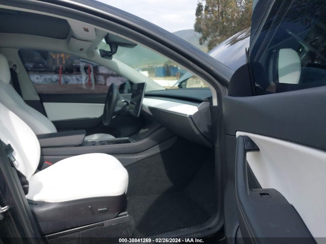 7SAYGDEF2NF487488 Tesla Model Y Performance Dual Motor All-wheel Drive