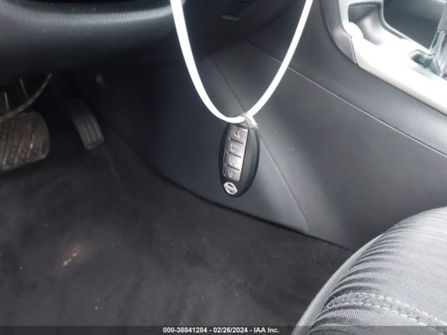 3N1AB7AP7HY404419 Nissan SENTRA SV
