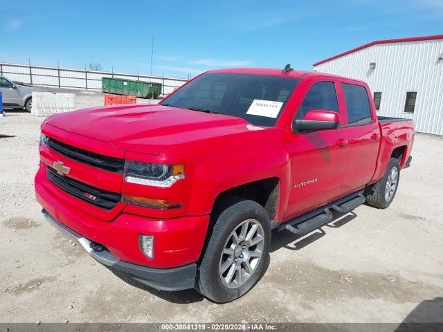 Chevrolet Silverado 1500 2lt 2018 3GCUKREC4JG629180 Image 2