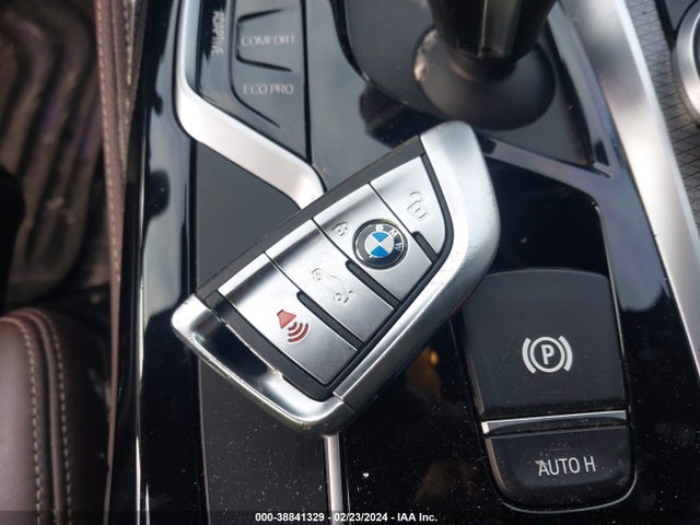 BMW M550i Xdrive 2019 WBAJB9C58KB464961 Image 11