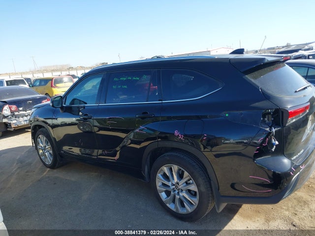 Toyota Highlander Hybrid Limited 2023 5TDXBRCH3PS582908 Image 14
