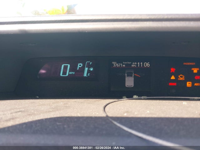 Toyota Prius C Three 2014 JTDKDTB39E1074959 Image 7