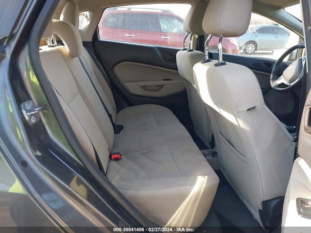 Ford FIESTA SE 2018 3FADP4EJ8JM106884 Image 8