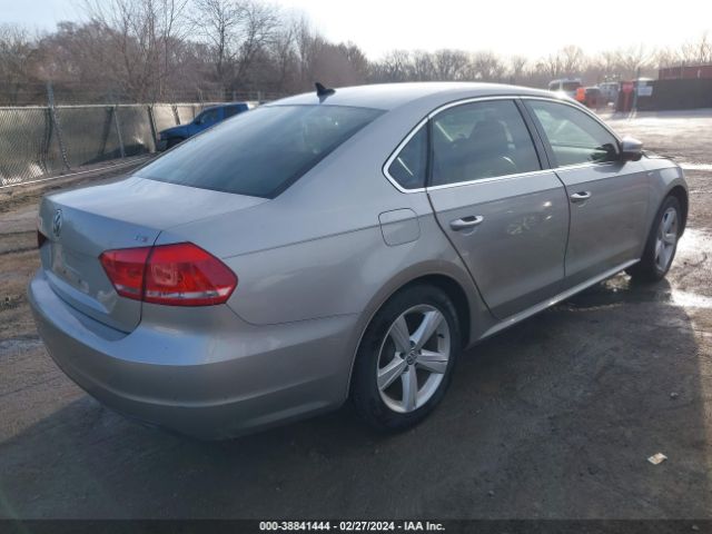 1VWAT7A30EC026548 Volkswagen Passat 1.8t Wolfsburg Edition