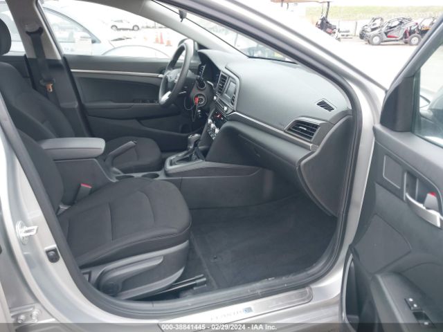 5NPD74LF8LH590735 Hyundai ELANTRA SE