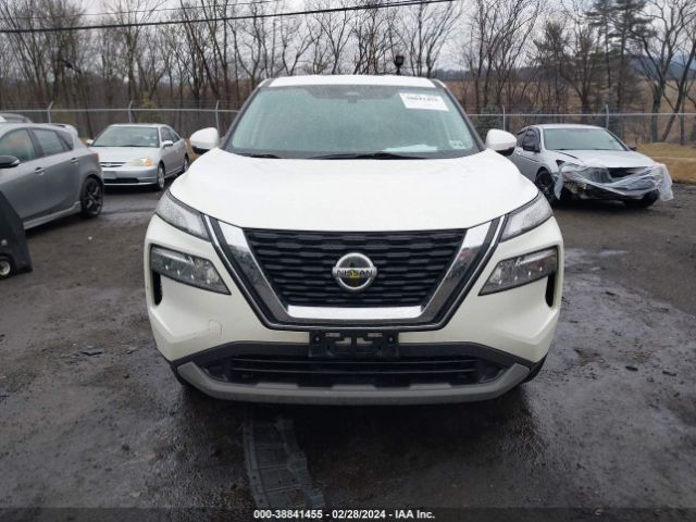 5N1AT3BB1MC811219 Nissan Rogue Sv Intelligent Awd