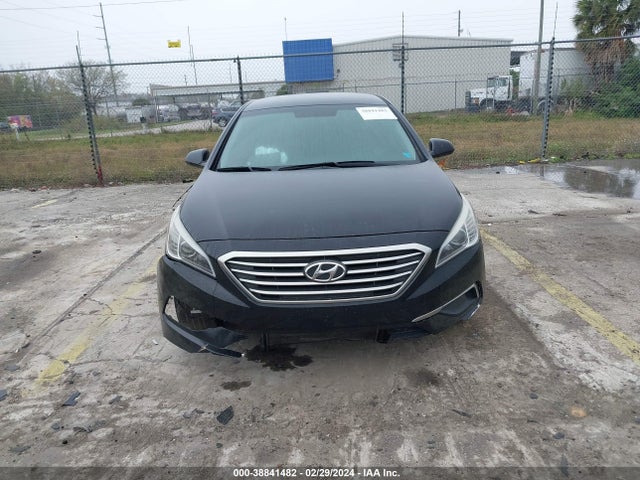 Hyundai SONATA SE 2017 5NPE24AF9HH581006 Image 6