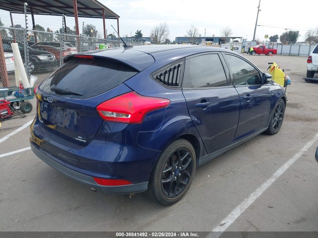 2016 FORD FOCUS SE VIN: 1FADP3K29GL205490