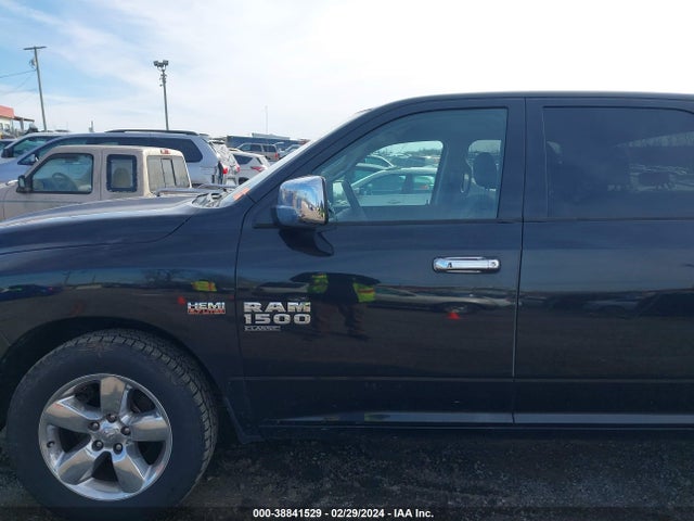 RAM 1500 Classic Express  4x2 5'7 Box 2019 1C6RR6KT5KS528817 Image 14