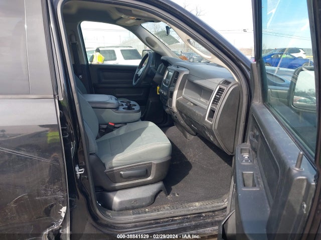 RAM 1500 Classic Express  4x2 5'7 Box 2019 1C6RR6KT5KS528817 Image 5