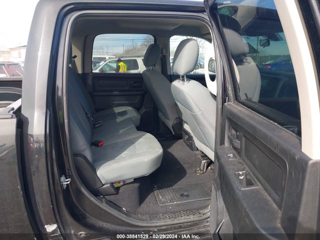 RAM 1500 Classic Express  4x2 5'7 Box 2019 1C6RR6KT5KS528817 Image 8