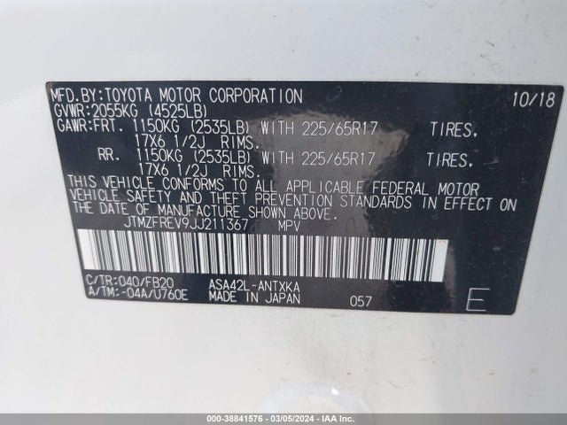 Toyota RAV4 LE 2018 JTMZFREV9JJ211367 Image 9