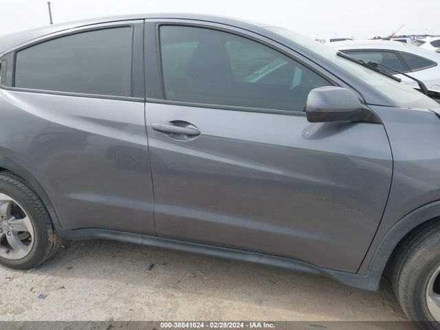 Honda HR-V LX 2017 3CZRU5H3XHM704667 Image 14