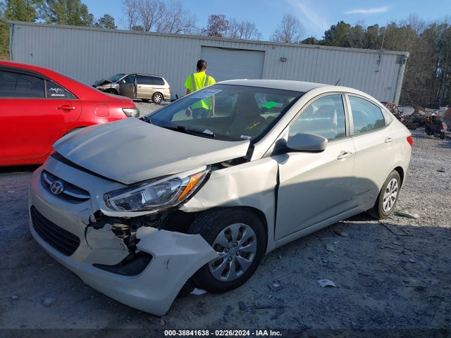 Hyundai ACCENT SE 2017 KMHCT4AE7HU220144 Image 2