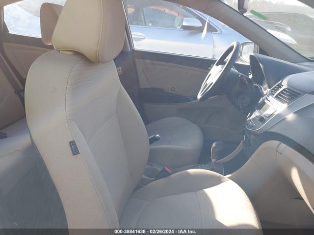 Hyundai ACCENT SE 2017 KMHCT4AE7HU220144 Image 5