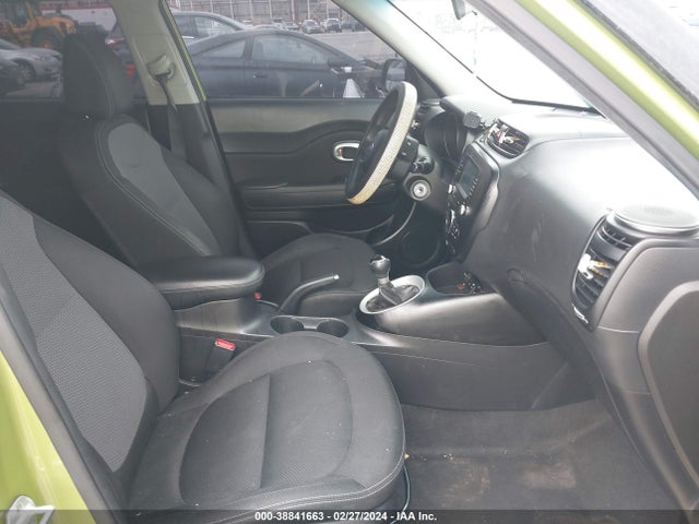 KIA SOUL + 2017 KNDJP3A54H7884619 Image 5