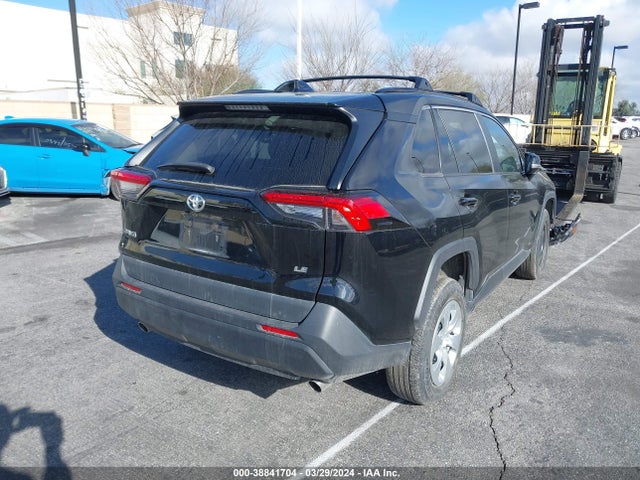 Toyota RAV4 LE 2021 2T3K1RFV0MC170956 Image 4
