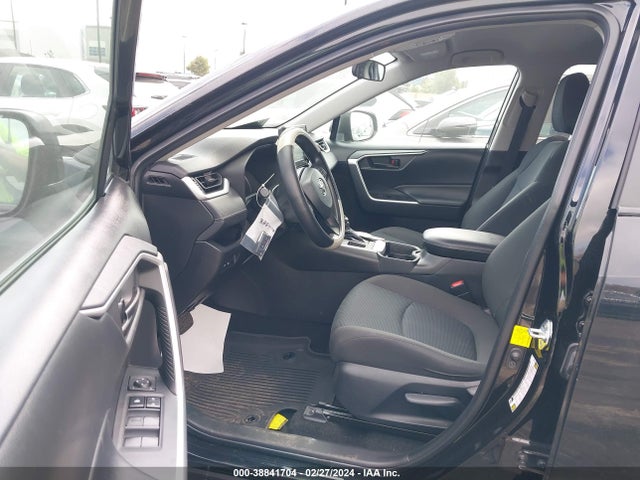 Toyota RAV4 LE 2021 2T3K1RFV0MC170956 Image 5