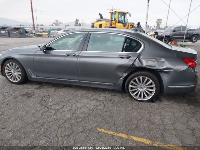 WBA7E2C5XJG741992 BMW 740I