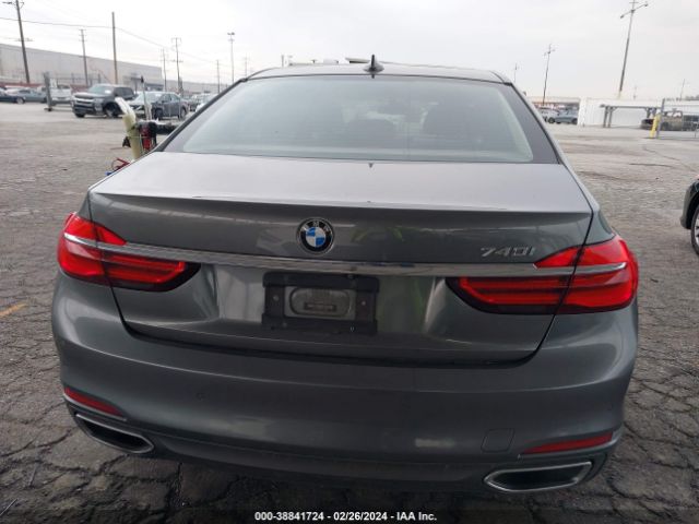 WBA7E2C5XJG741992 BMW 740I