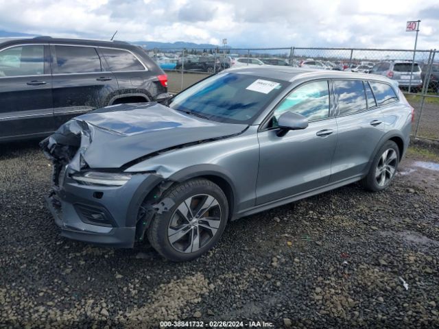 YV4102WK1L1031102 Volvo V60 Cross Country T5