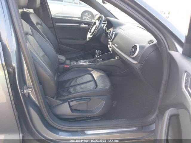 WAUAUGFF5H1045077 Audi A3 2.0t Premium
