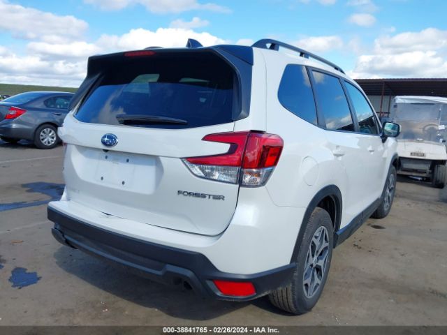 2024 SUBARU FORESTER JF2SKACC0RH420758 Photo 3
