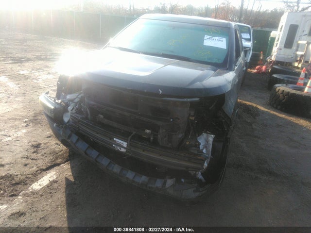 Ford Utility Police Interceptor 2015 1FM5K8AR6FGA28568 Image 2