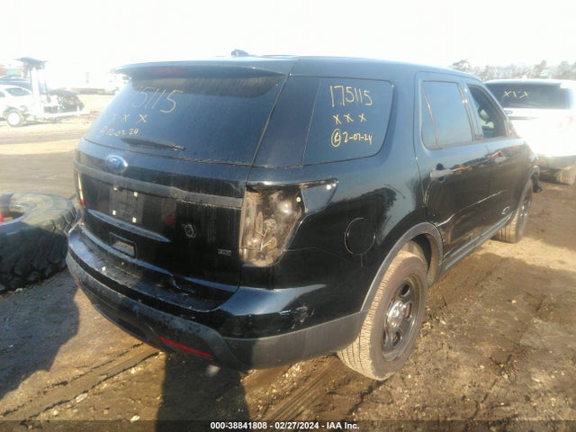 Ford Utility Police Interceptor 2015 1FM5K8AR6FGA28568 Image 4